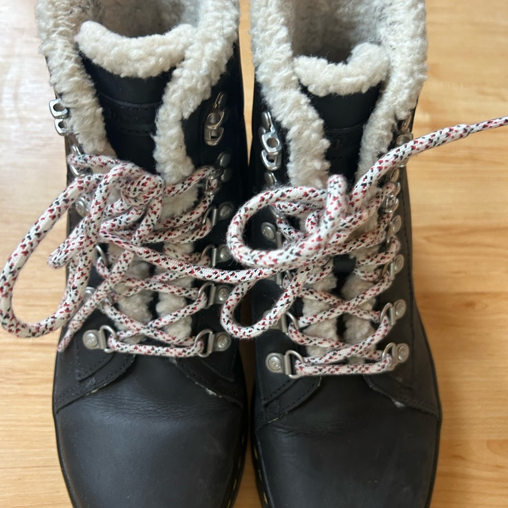 Dr. Marten Cozy Black Lace-Up Boots with Shearling Lining